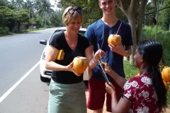 drinking-king-coconut_sri-lanka-1